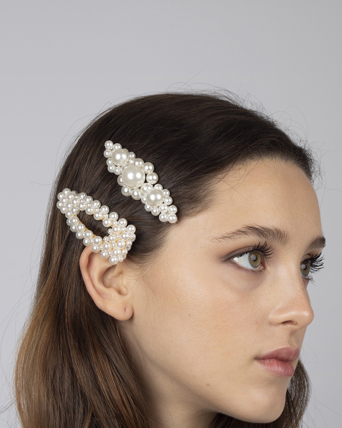 Floral pearl barrette