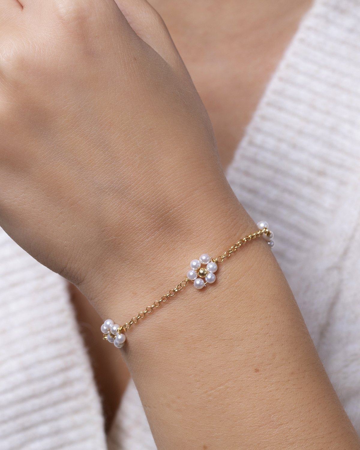 Daisy gold bracelet