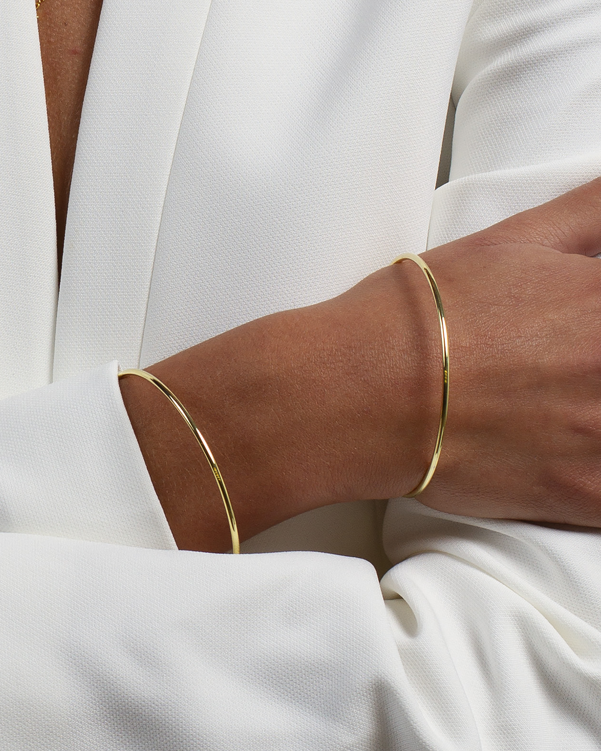 Thin Bangle Gold