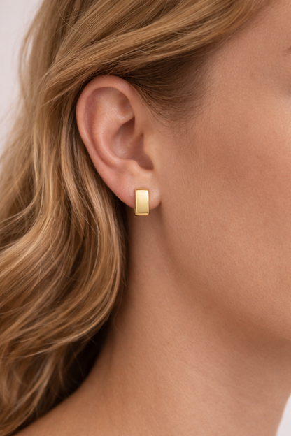 Huggie Square Hoops Gold