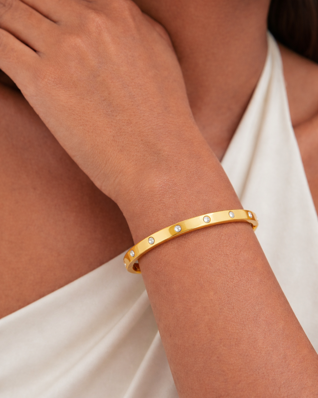 Love Bangle Gold