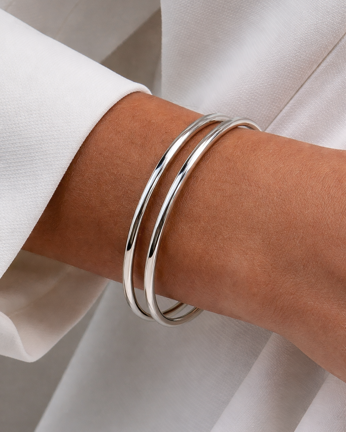 Thin Bangle Silver